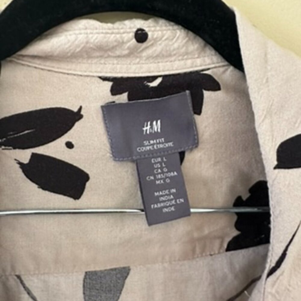 Slim Fit button down - Picture 2 of 2